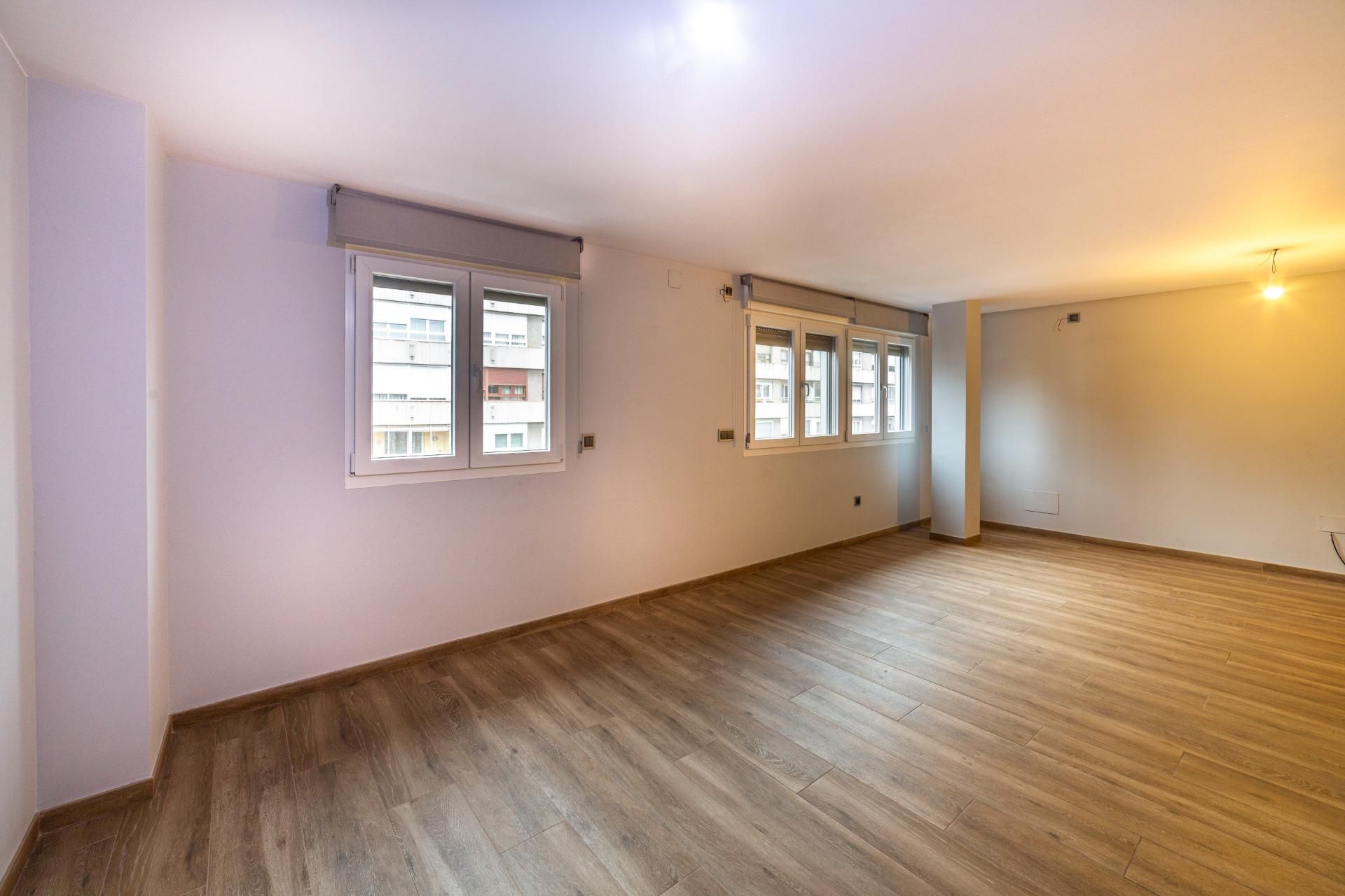 Piso en venta en Valladolid Capital con Calefacción y Terraza