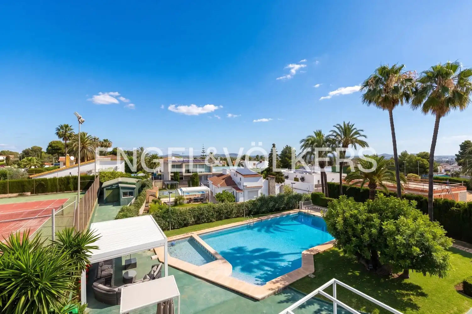 Vista exterior de Casa o chalet en venta en Chiva con Aire acondicionado, Calefacción y Jardín privado