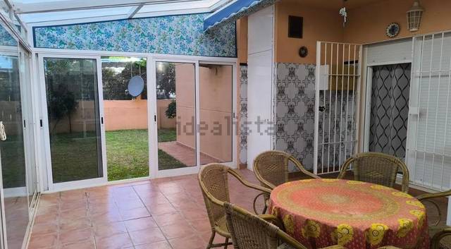 Piso en Venta en  calle de la sandia en Fuentebravía