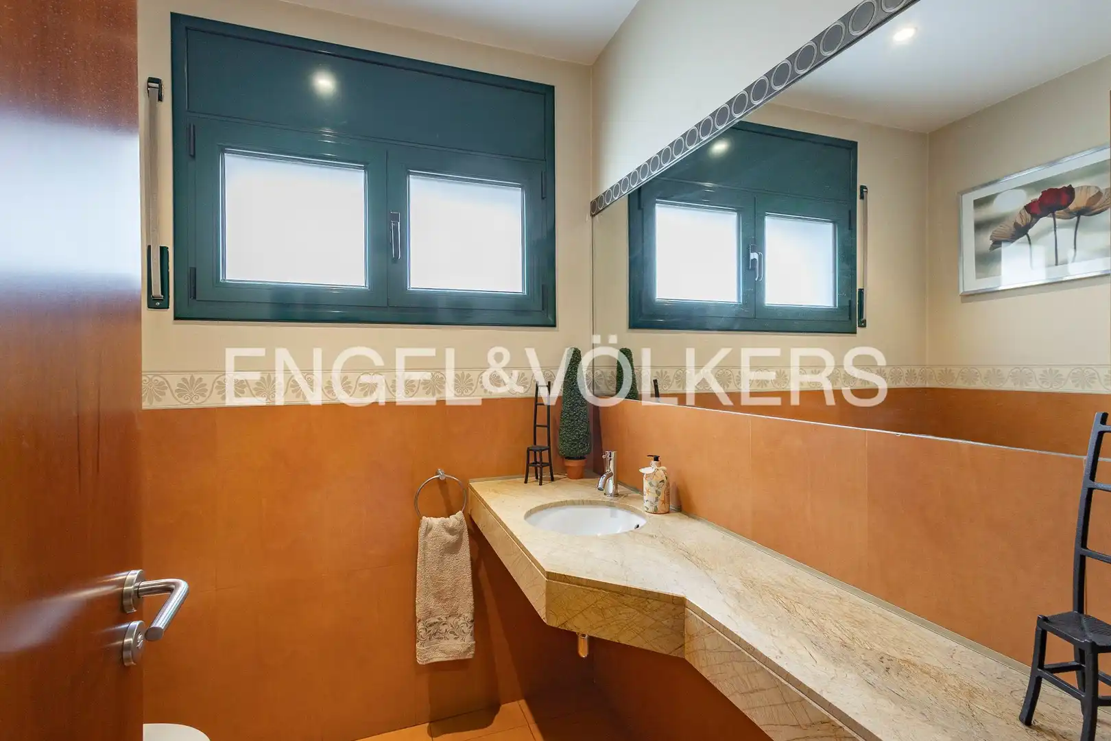 Bathroom of Houses for sale in Sant Cugat del Vallès  with Heating, Private garden and Parquet flooring