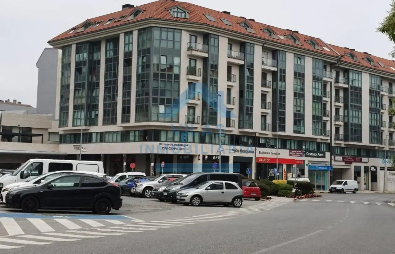 Vista exterior de Apartament de lloguer en Ames amb Calefacció, Traster i Moblat