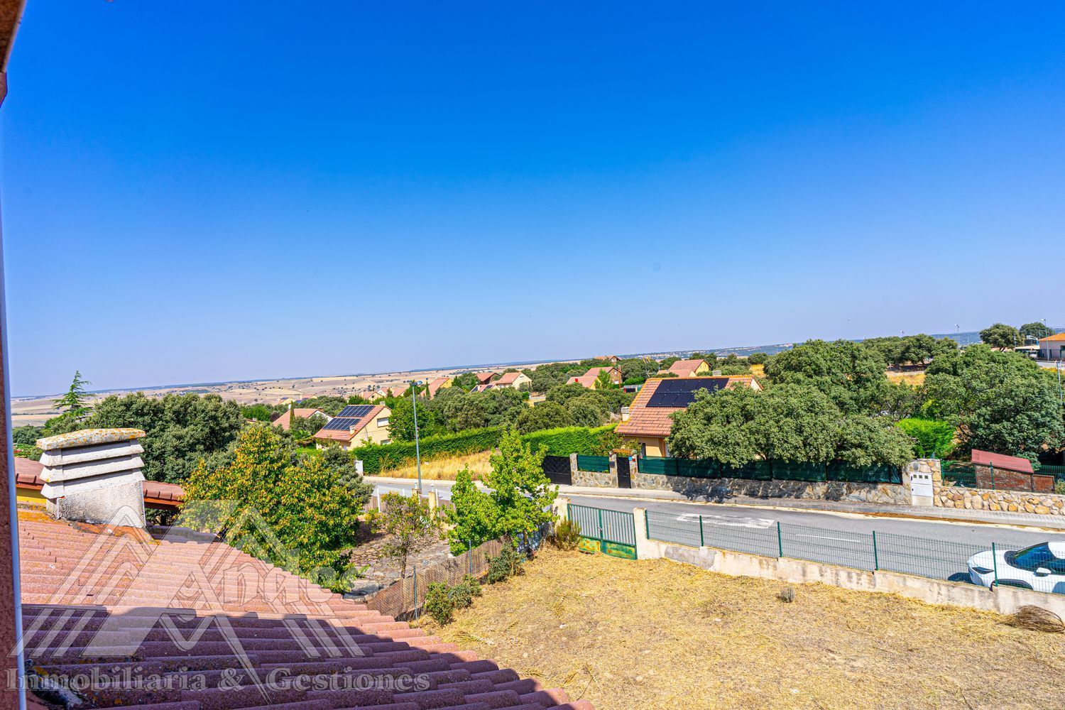 Vista exterior de Casa o xalet en venda en Zarzuela del Monte amb Calefacció, Jardí privat i Terrassa