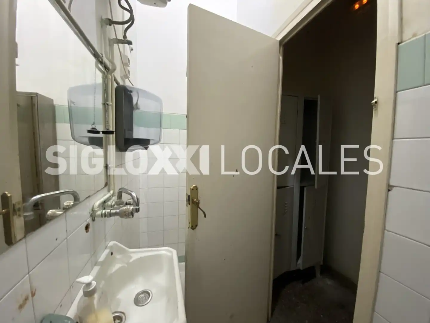 Badezimmer von Geschaftsraum zur Miete in Barcelona