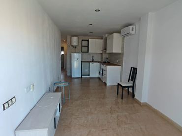 Apartament amb balcó en venda a Sur