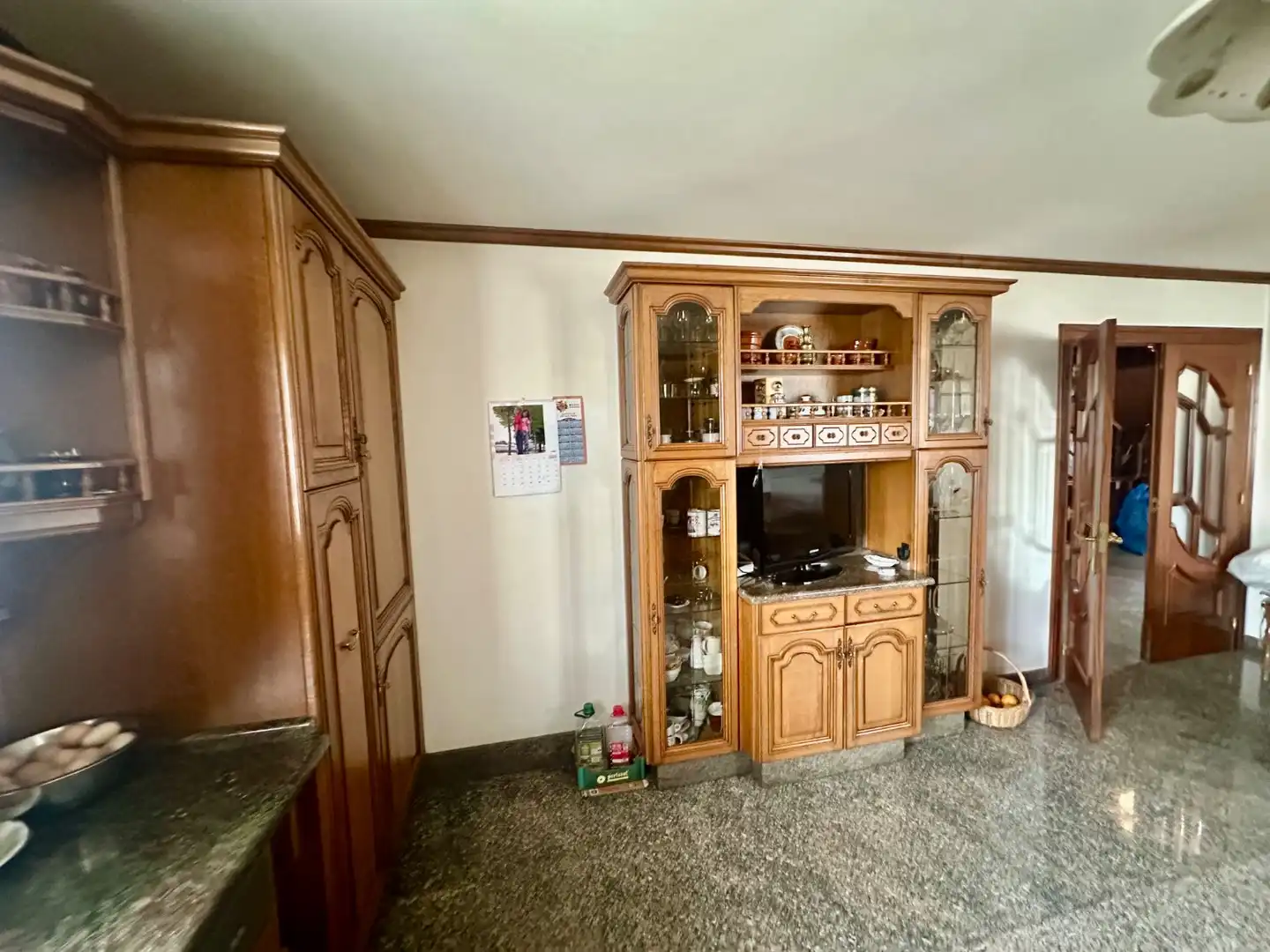 Cuina de Casa o xalet en venda en Narón amb Calefacció, Terrassa i Traster