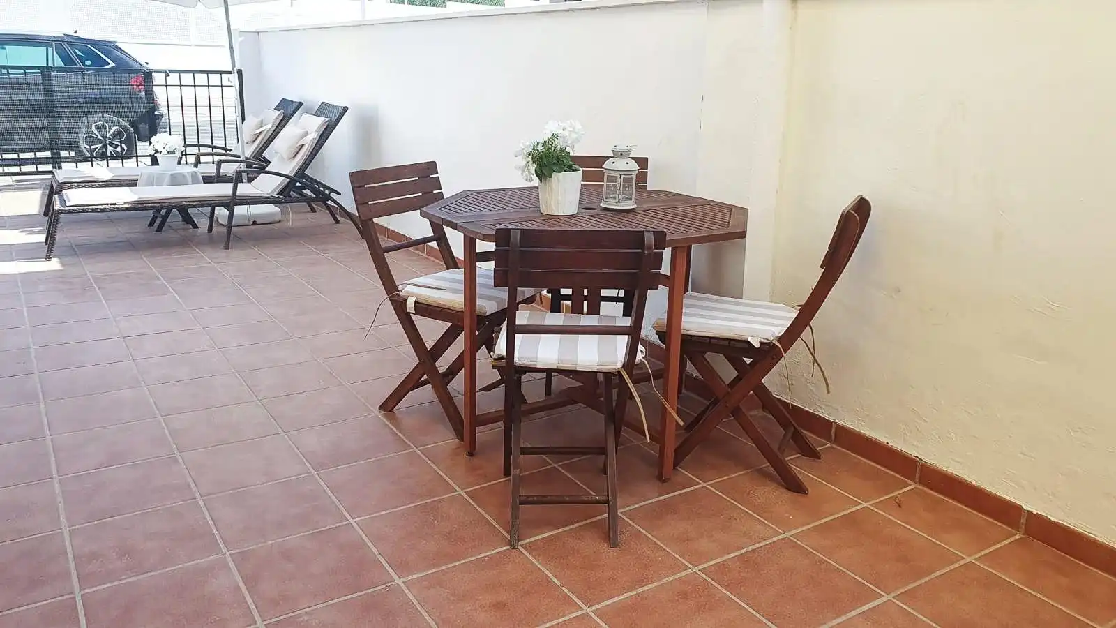 Terrasse von Einfamilien-Reihenhaus zum Verkauf in Pulpí mit Klimaanlage und Gemeinschaftspool