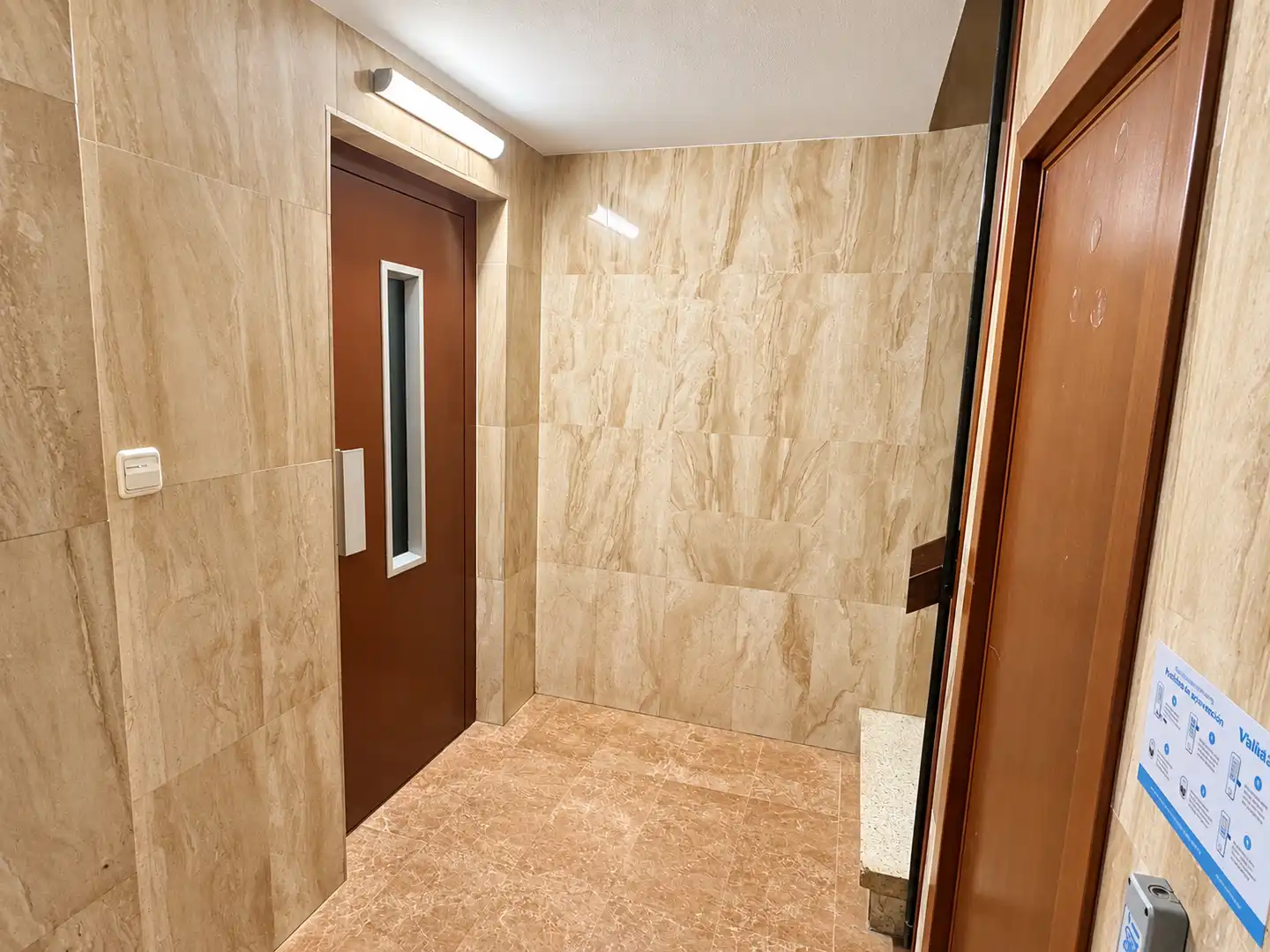 Flat with lift for sale in Carrer de Pin i Soler 3, imagen 13