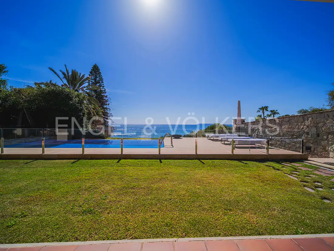Villa con piscina in vendita a Avinguda de la Costa Blanca, imagen 2