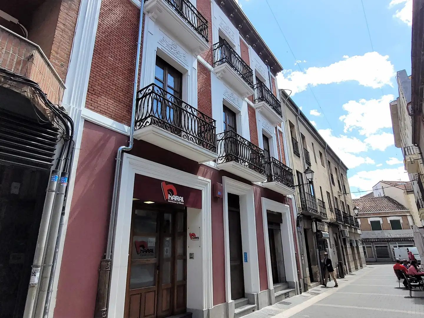 Gewerbefläche zur Miete in Calle Bernal Díaz del Castillo 4, imagen 2
