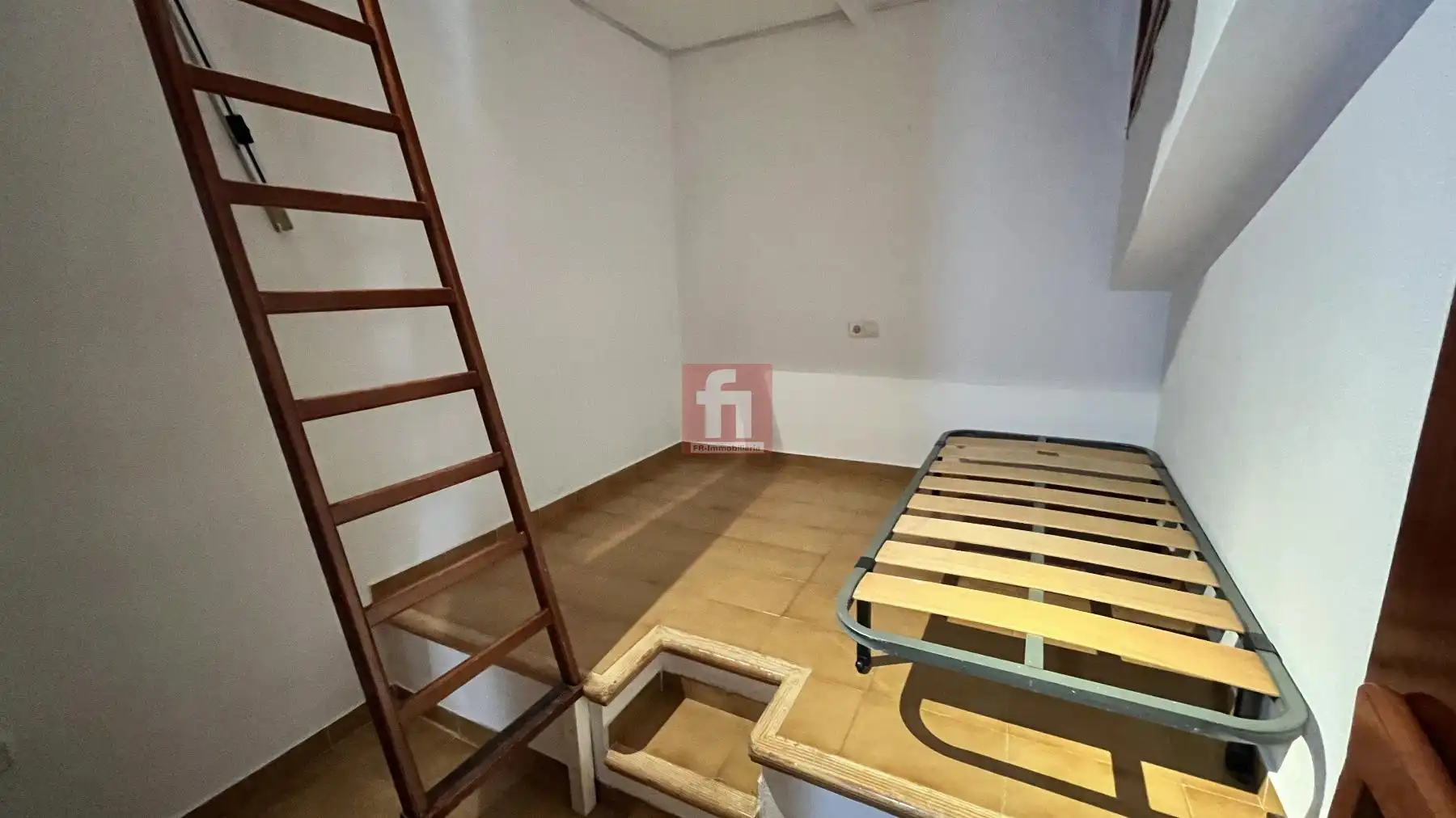 Habitación de Casa adosada en venta en Creixell con Balcón y Piscina comunitaria