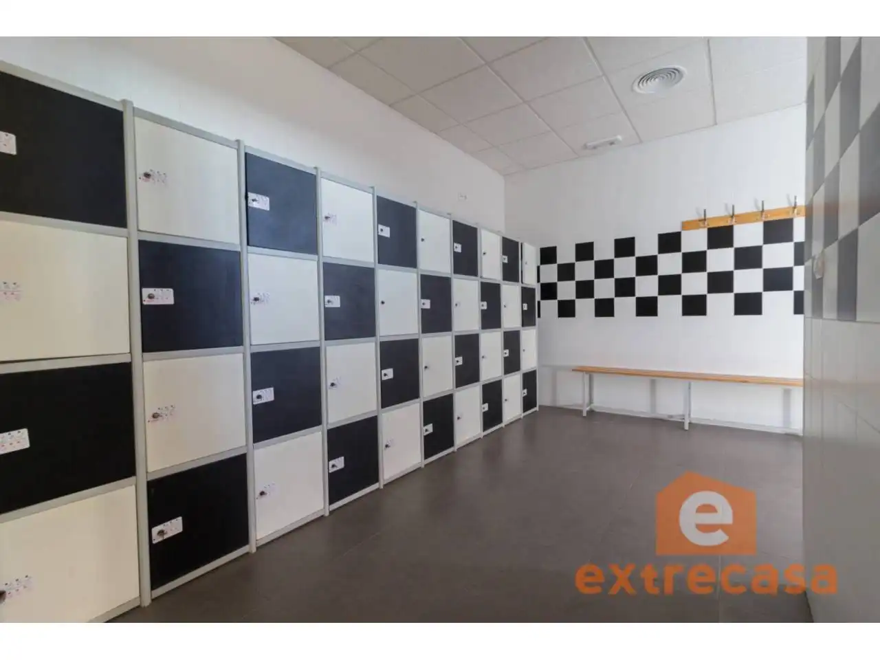 Business premises for sale in Talavera la Real, imagen 6