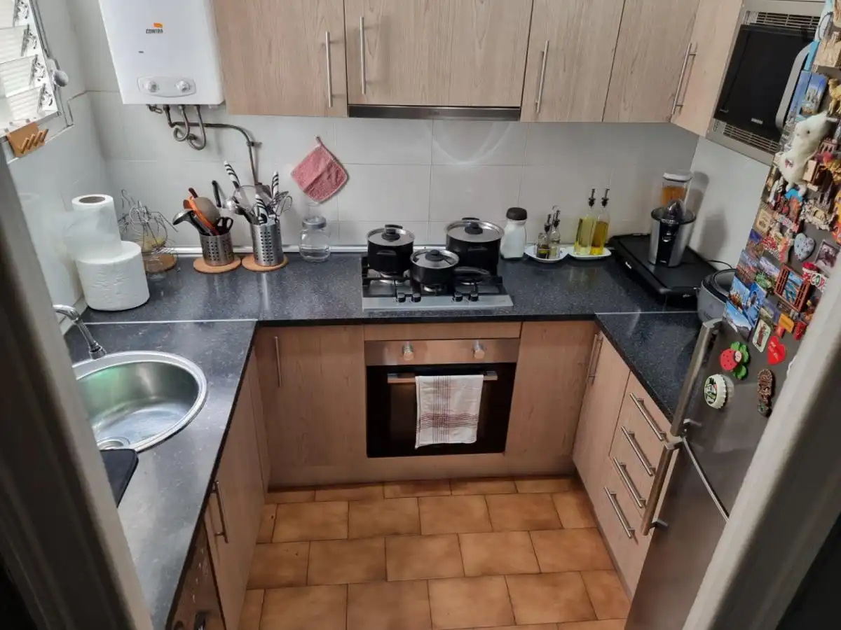 Cocina de Apartamento para compartir en Barcelona con Amueblado, Horno y Lavadora