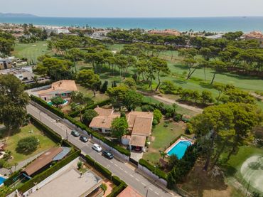 Villa con piscina in vendita a El Grao