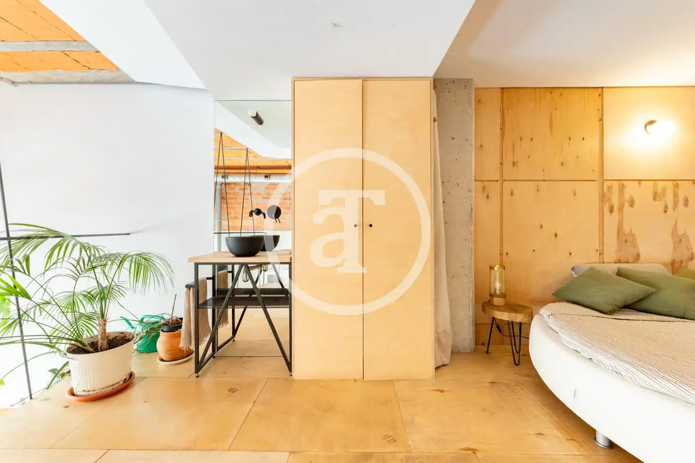Habitación de Dúplex de alquiler en Madrid con Calefacción, Amueblado y Horno