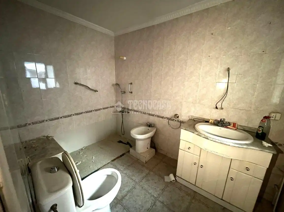 Casa adosada en venta en Loeches