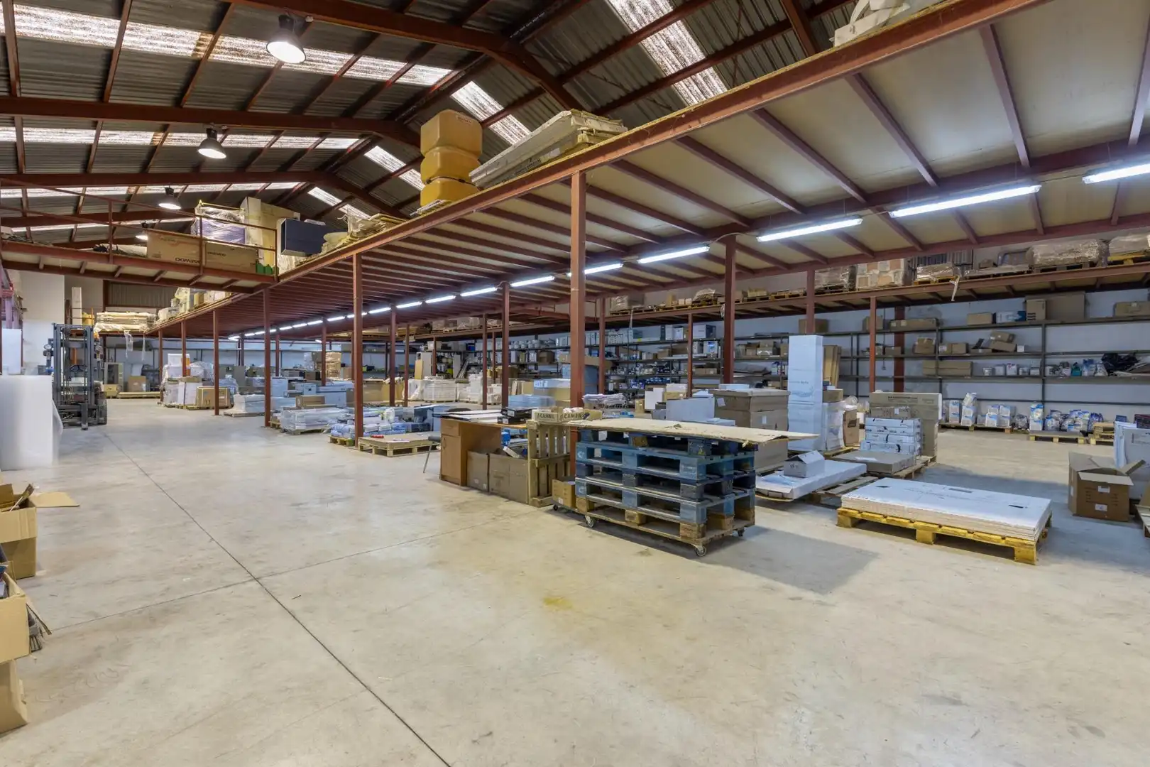 Nau industrial en venda en Santa Fe amb Calefacció