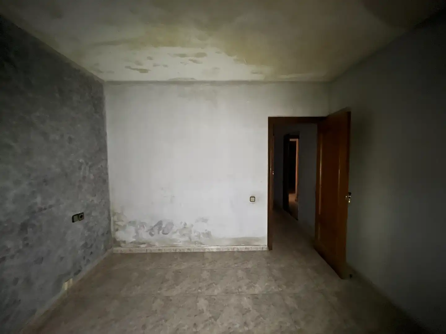 Piso en venta en Girona con Calefacción, Terraza y Balcón