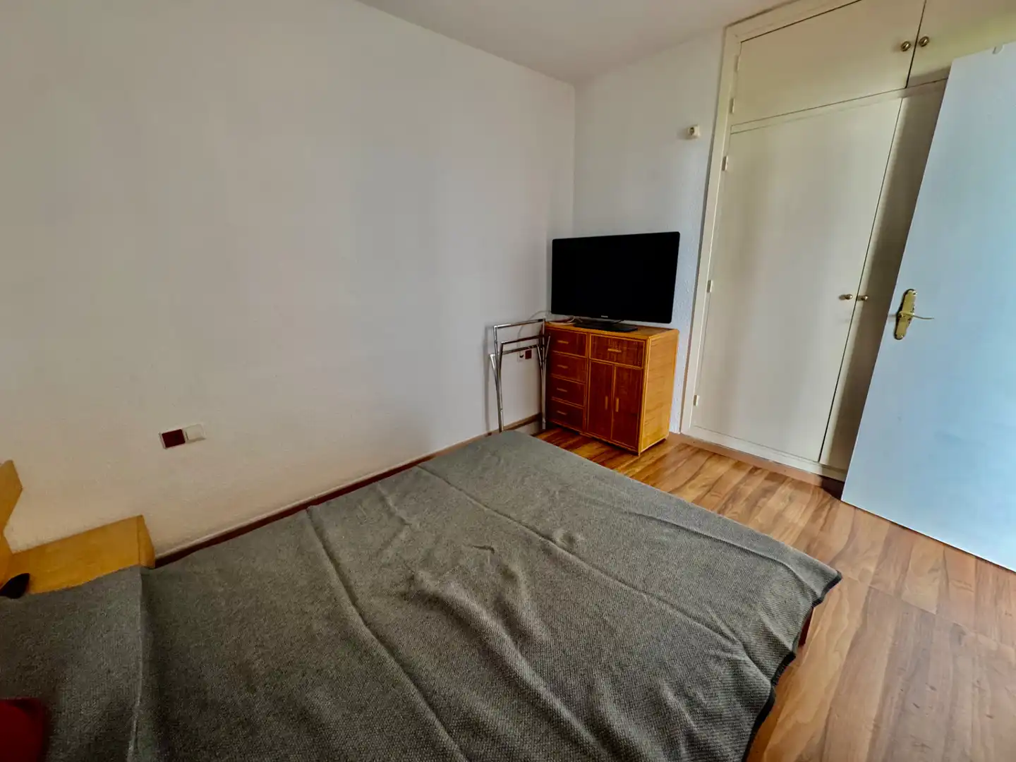 Habitación de Apartamento de alquiler en Fuengirola con Aire acondicionado, Calefacción y Terraza