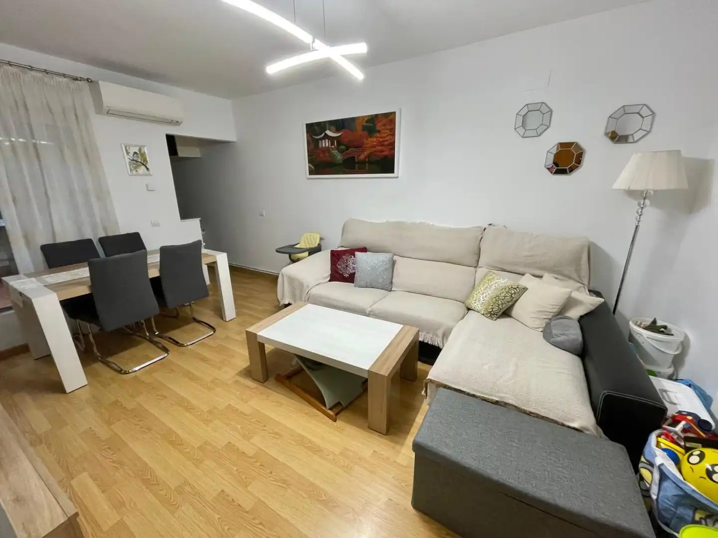 Living room of Flat for sale in Valdepeñas  with Air Conditioner, Heating and Terrace