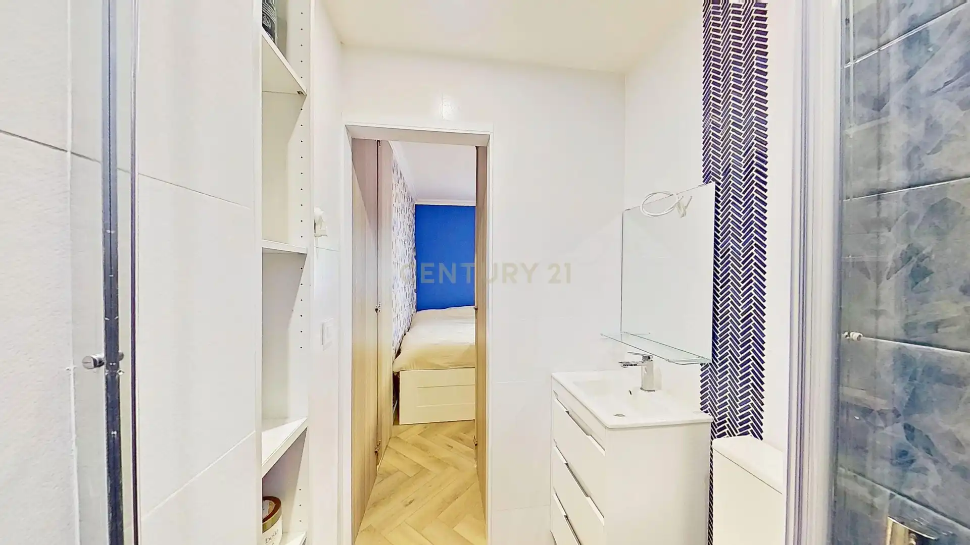 Bedroom of Flat for sale in Málaga  with Air Conditioner, Washing machine and Balcony