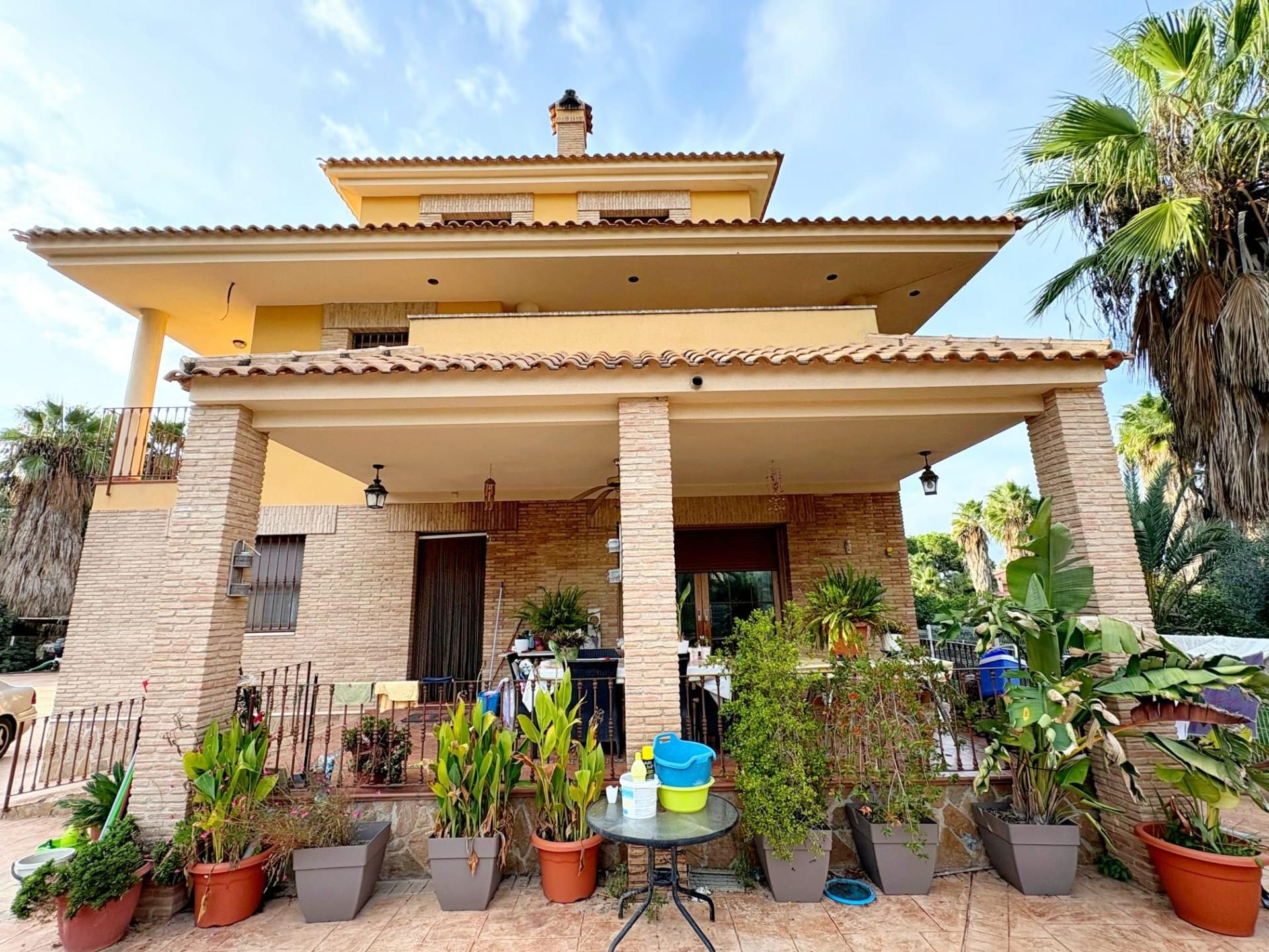 Vista exterior de Casa o xalet en venda en  Murcia Capital amb Aire condicionat, Calefacció i Jardí privat