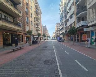 Vista exterior de Pis en venda en  Sevilla Capital