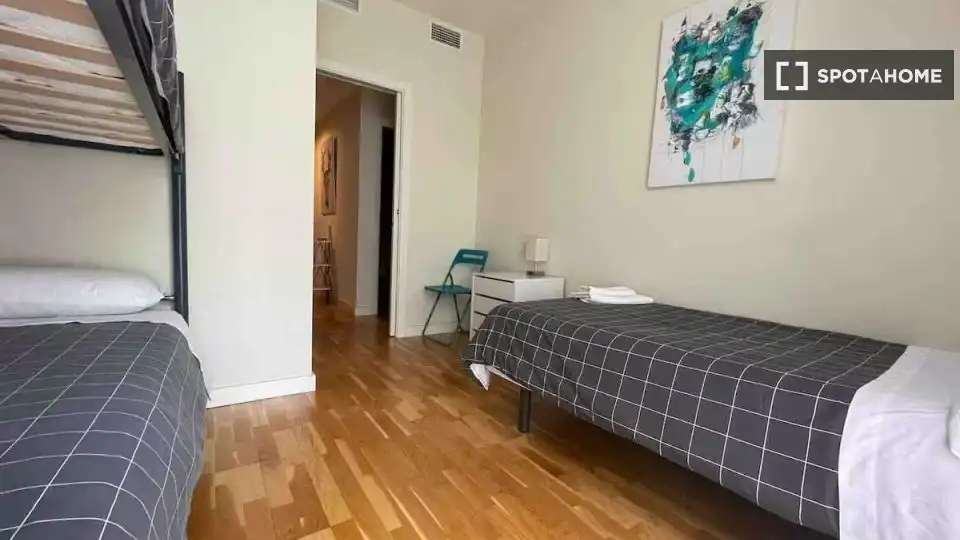 Habitación de Apartamento para compartir en Málaga con Aire acondicionado, Terraza y Amueblado