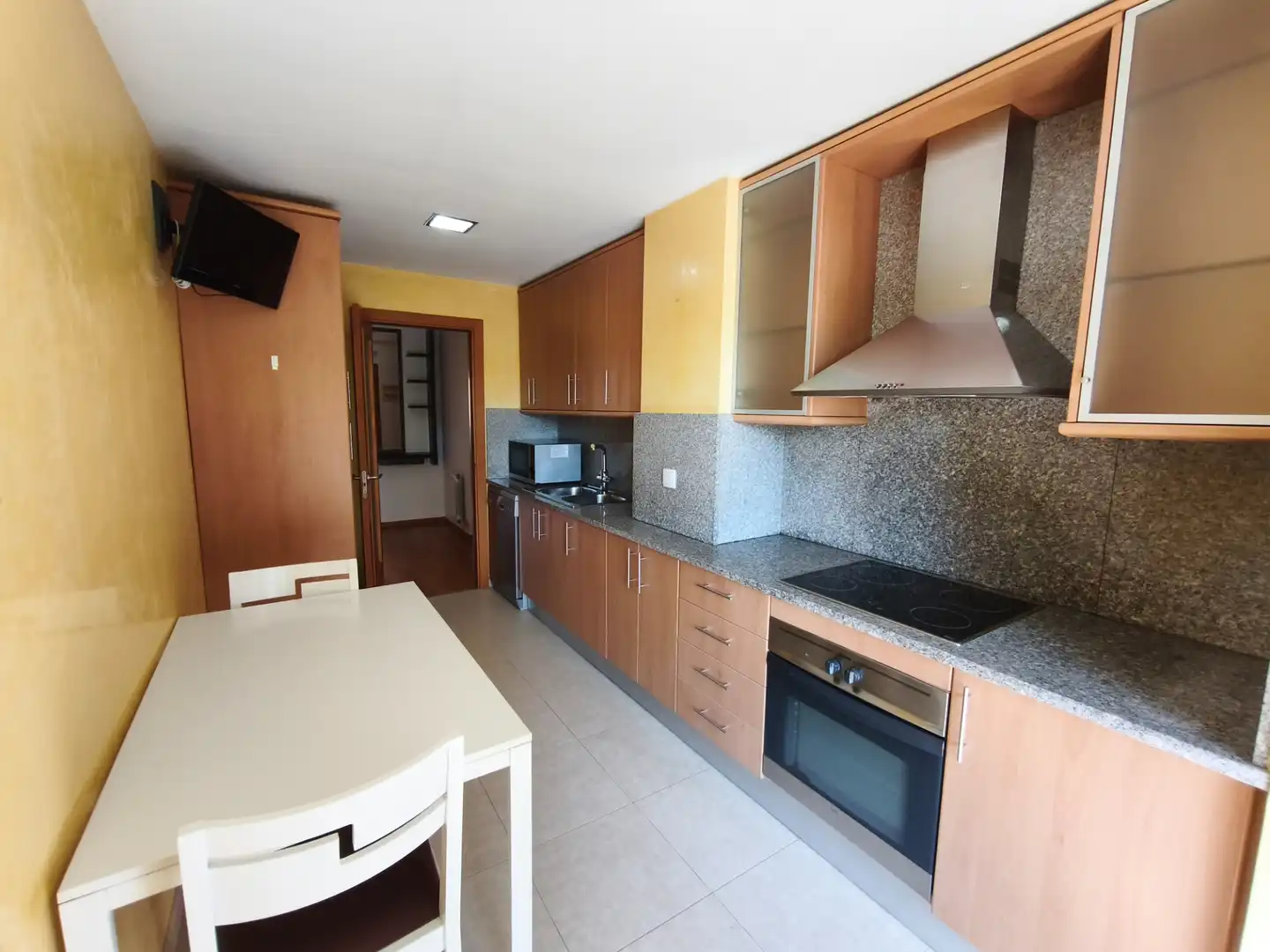 Kitchen of Flat for sale in Salt  with Heating, Private garden and Parquet flooring