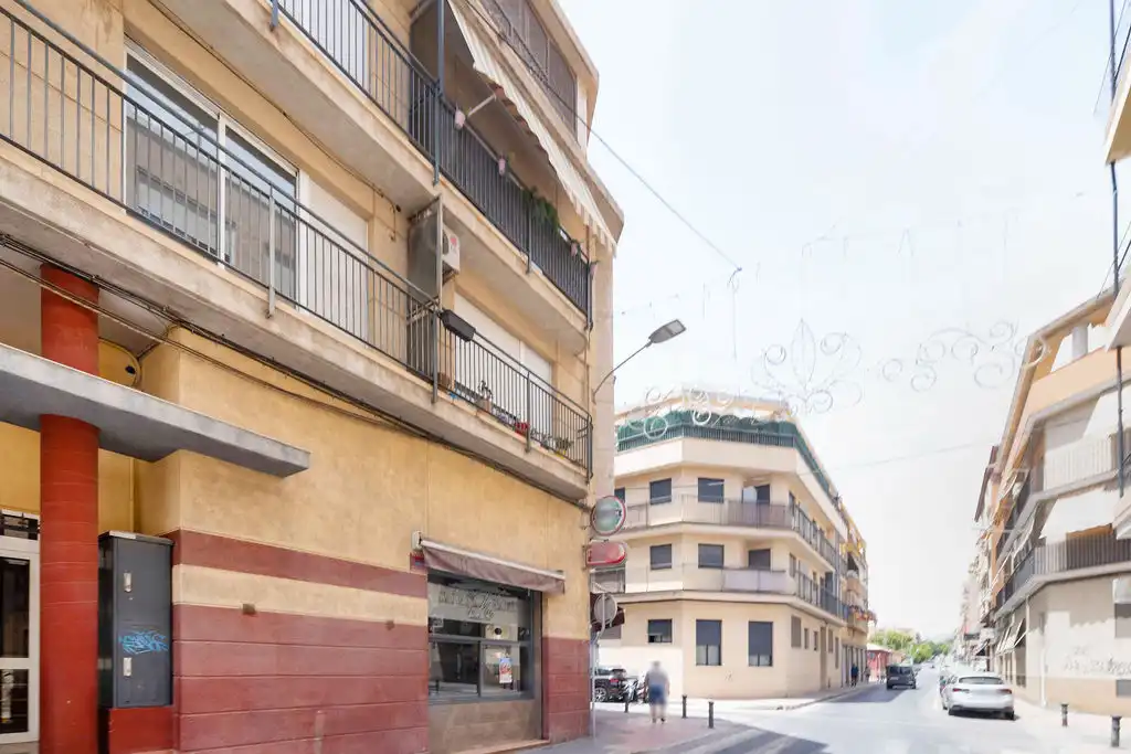 Vista exterior de Pis en venda en Alicante / Alacant