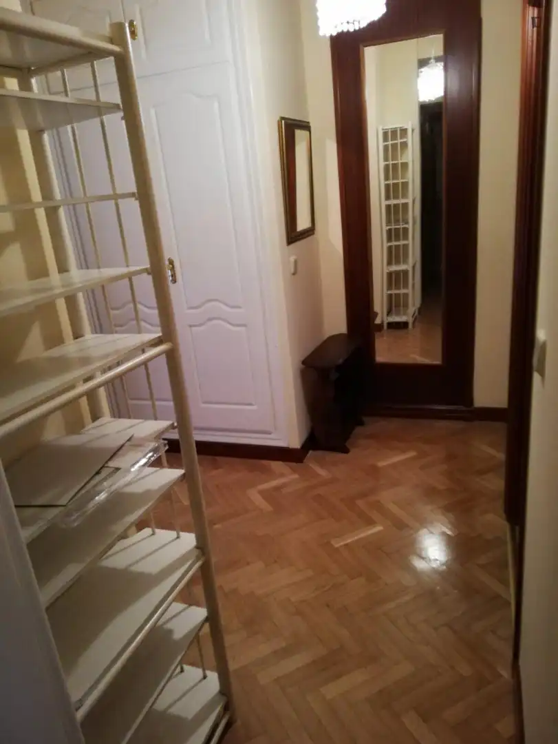 Room in Estación - Parque O'Donnell
