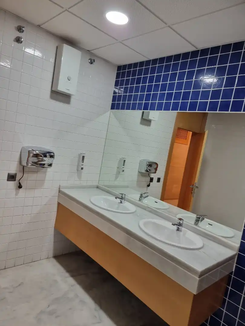 Office space with lift to rent in Pisa, imagen 15