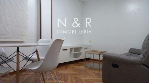 Foto 4 de Piso en venta en Rosalía de Castro, Ensanche - Sar, Santiago de Compostela