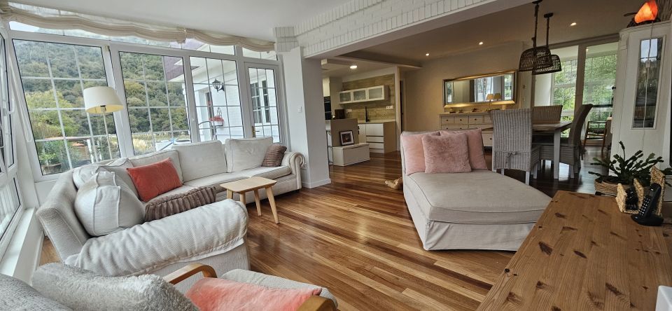 Sala d'estar de Casa adosada en venda en Plentzia amb Calefacció, Jardí privat i Traster