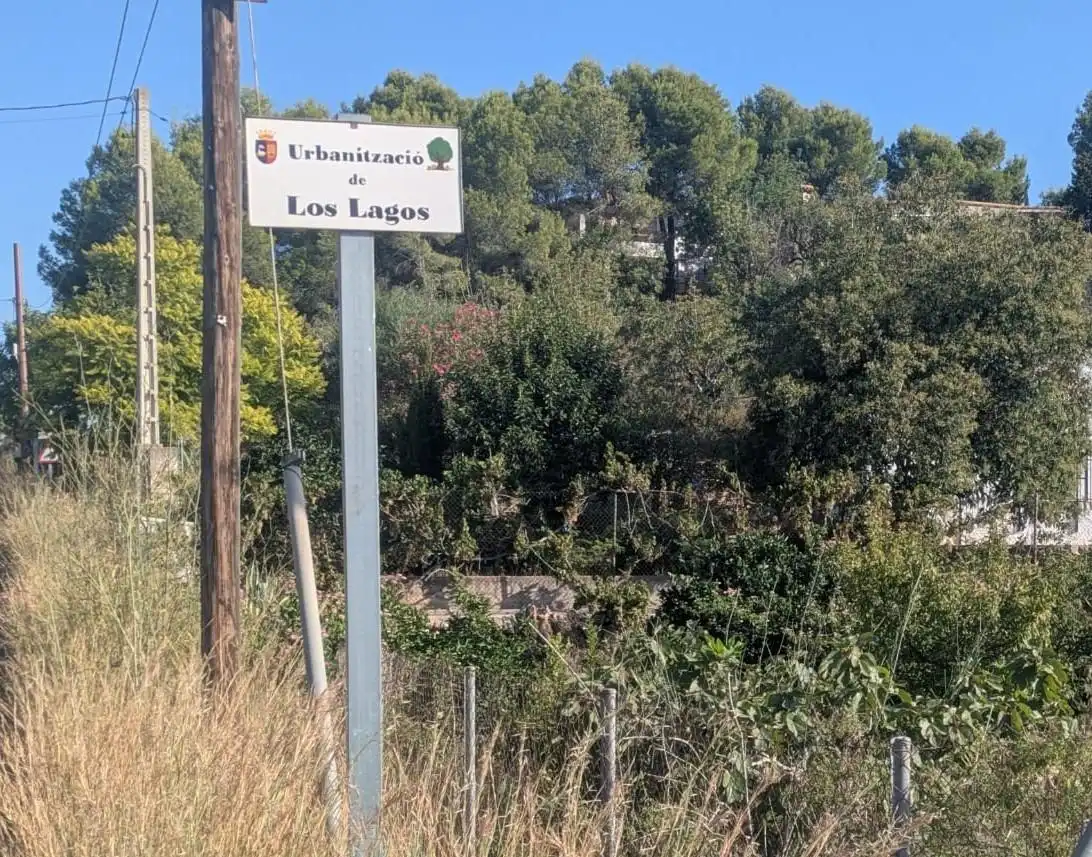 Wohnbaugrundstück zum Verkauf in Urbanizacion los Lagos, imagen 2