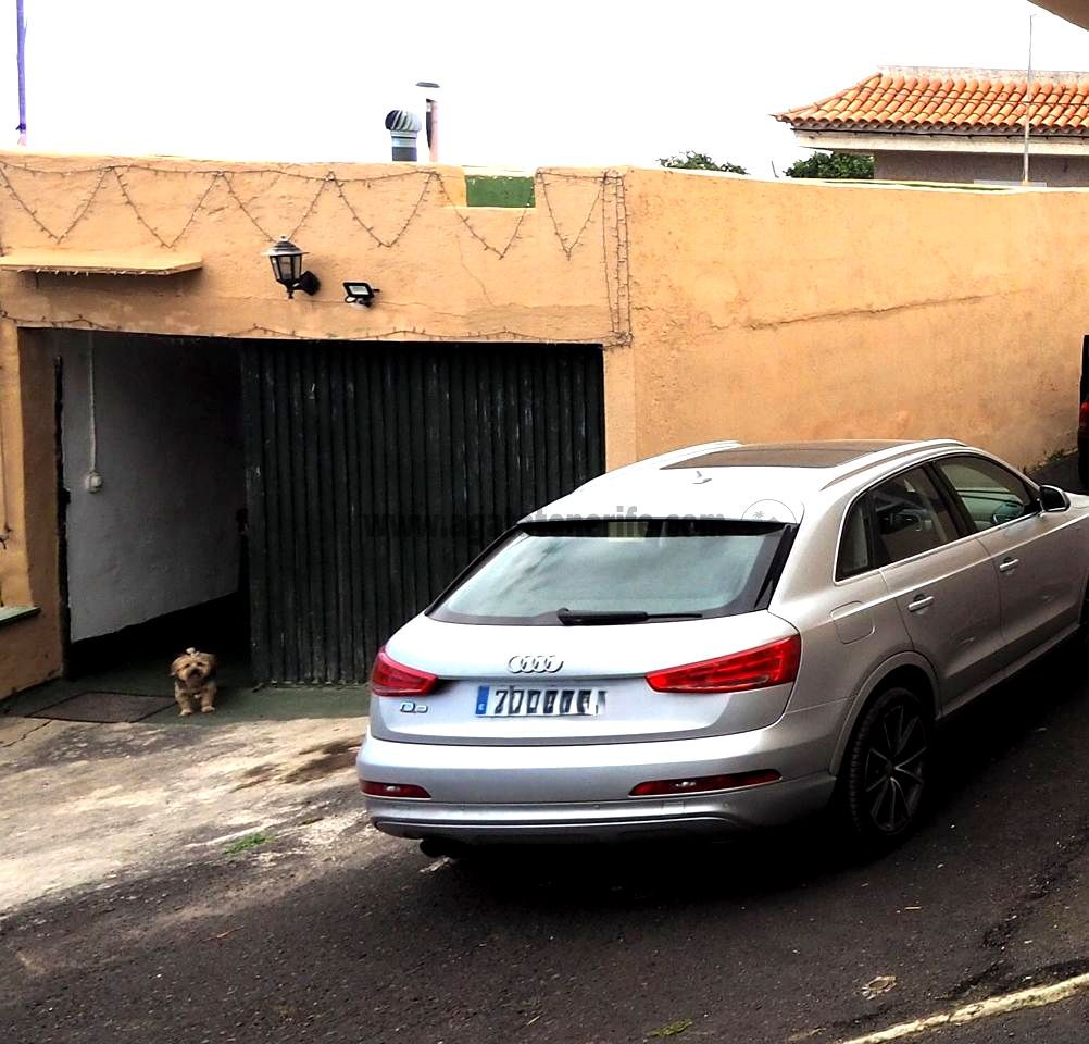 Parking of Country house for sale in Garachico  with Private garden and Furnished