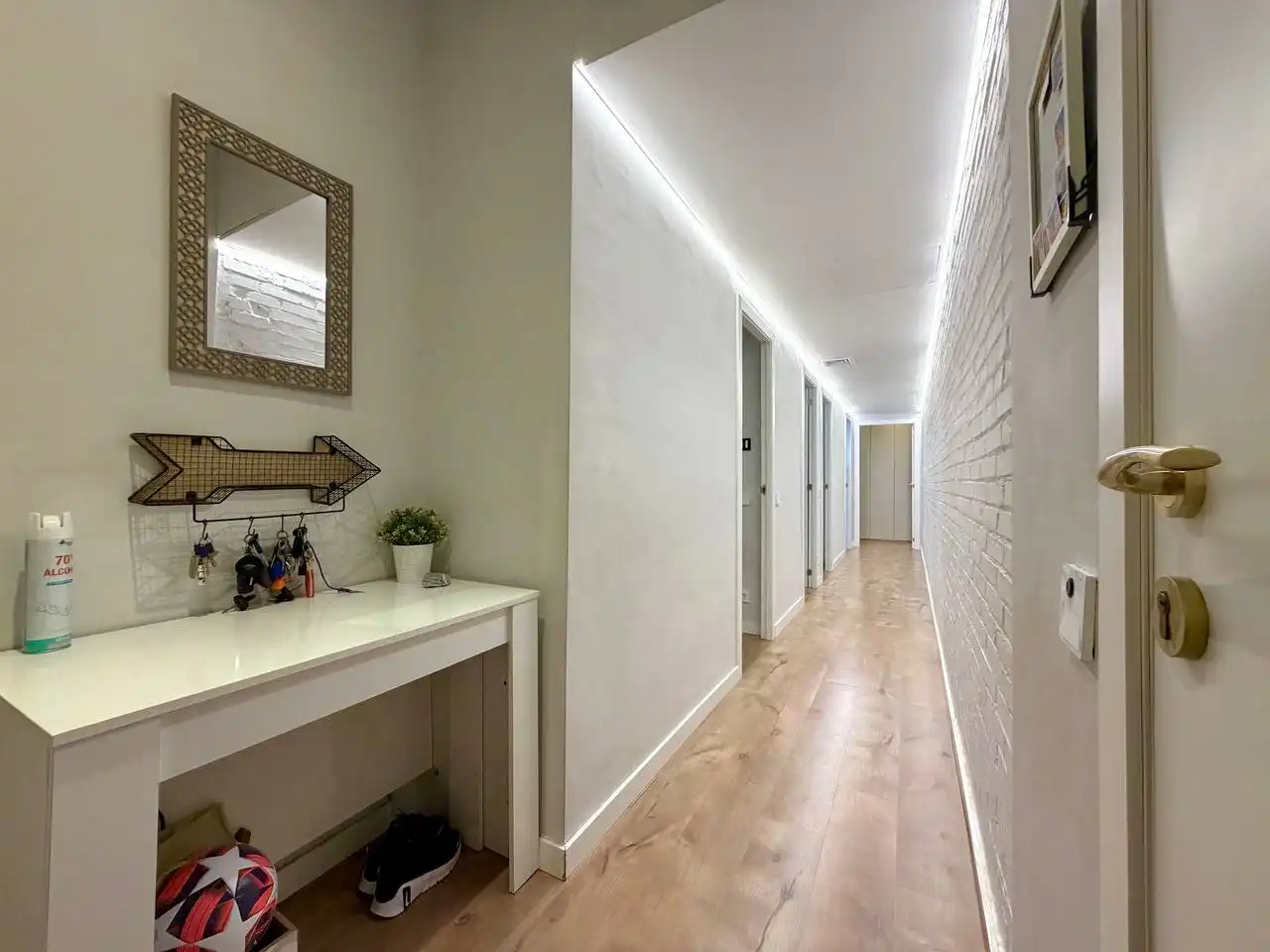 Piso en venta en Barcelona con Calefacción, Balcón y Domótica