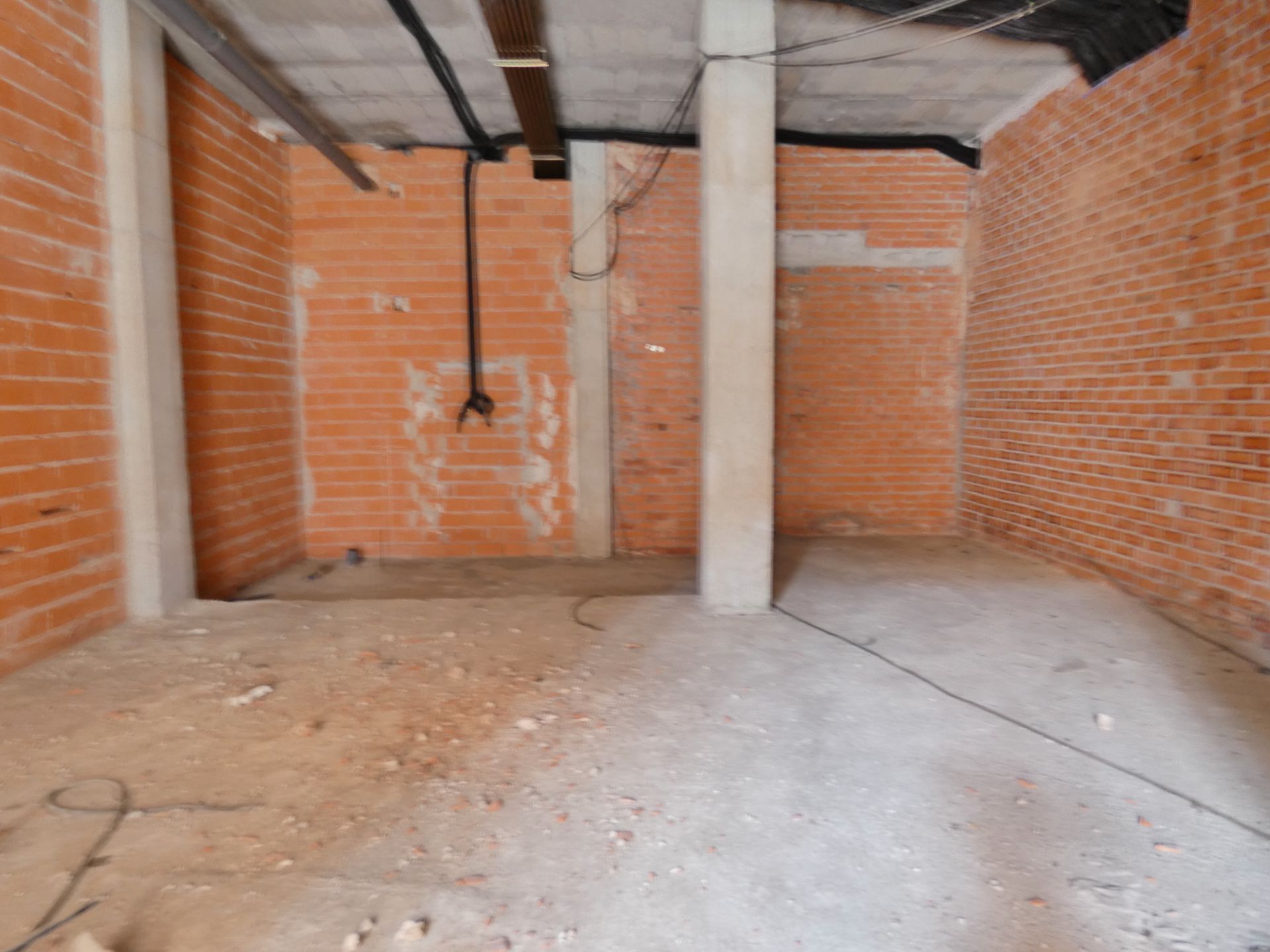 Premises for sale in  Valencia Capital