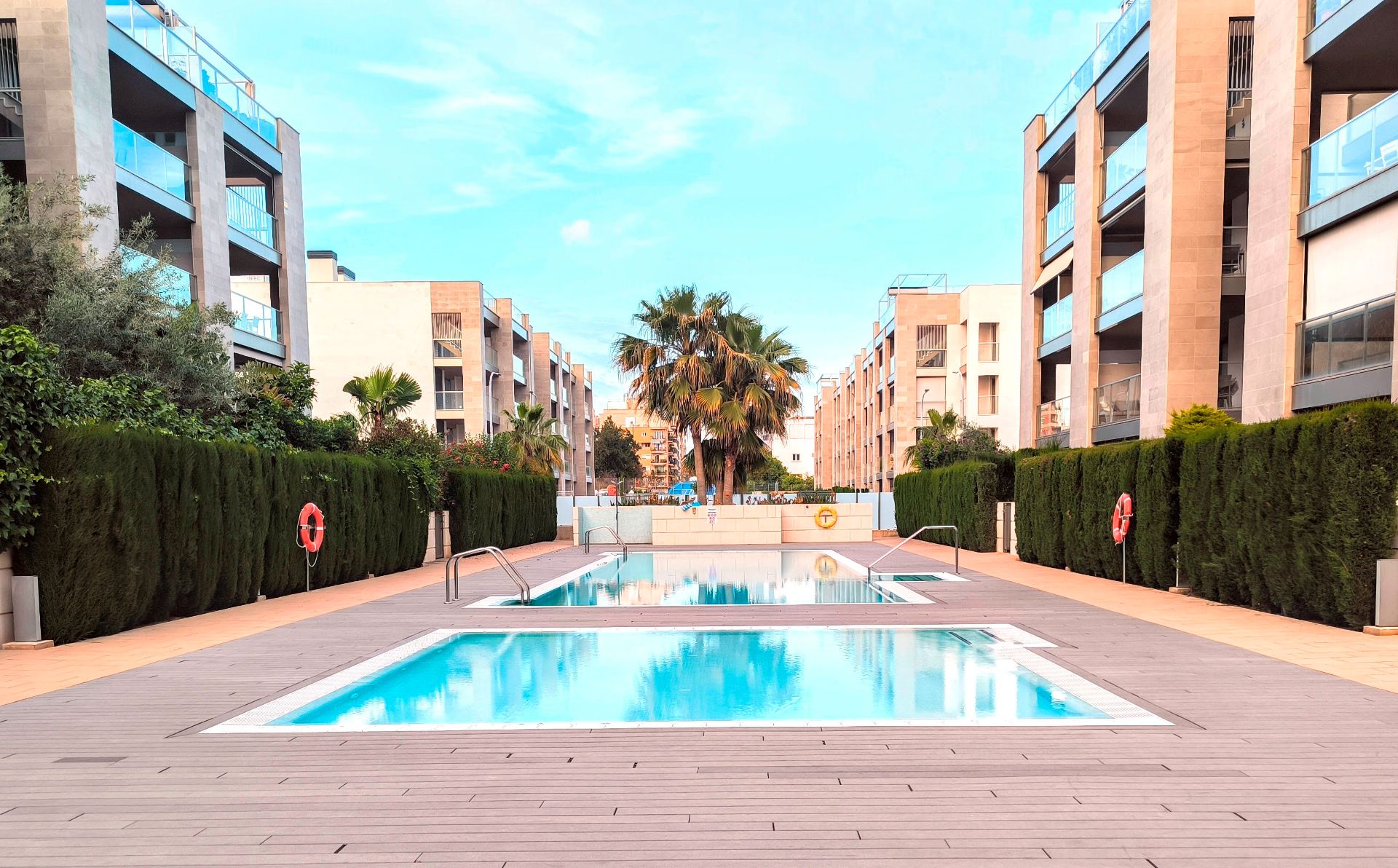 Swimming pool of Planta baja for sale in  Palma de Mallorca  with Air Conditioner, Heating and Private garden