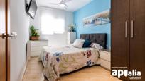 Bedroom of Flat for sale in Sabadell
