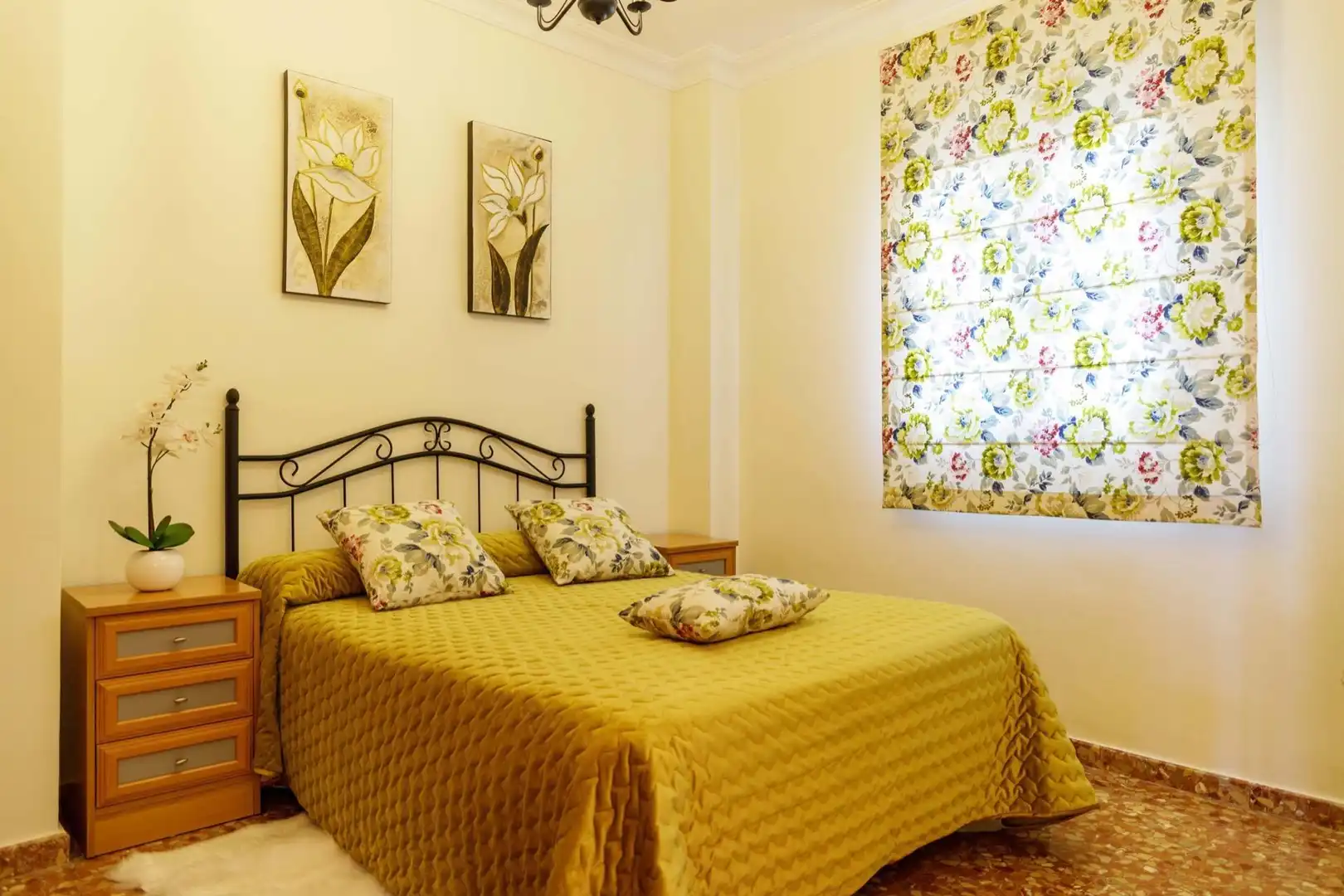 Habitación de Casa o chalet de alquiler en Alcalá de Guadaira con Aire acondicionado, Calefacción y Terraza