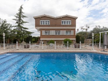 Villa avec piscine à vendre à Alhendin