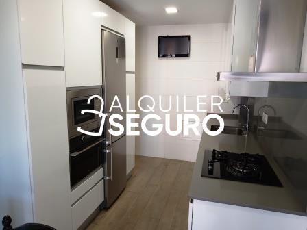 Cocina de Piso de alquiler en Vitoria - Gasteiz con Calefacción y Amueblado