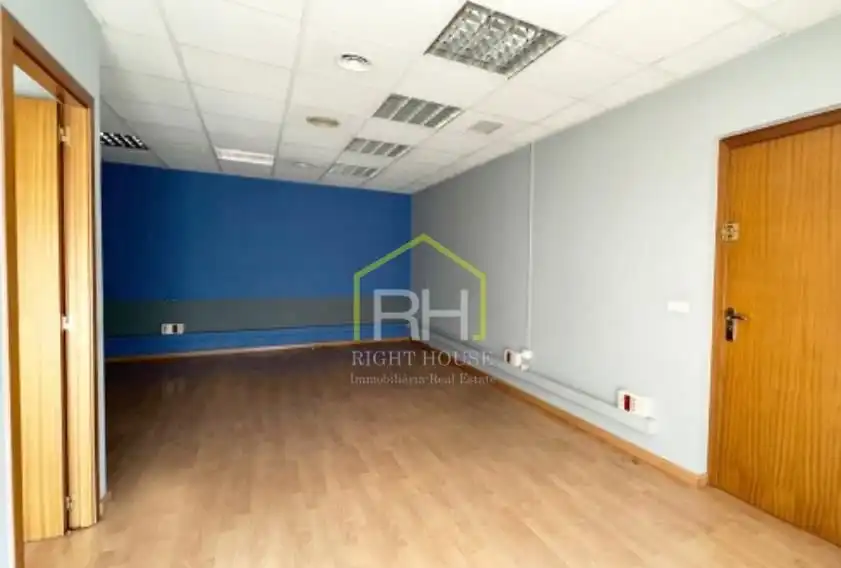 Local en venta en Encamp