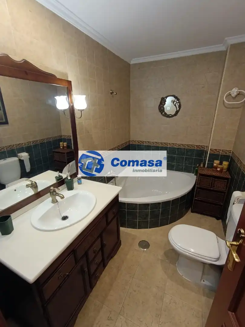 Piso con ascensor en venta en Martos, imagen 13
