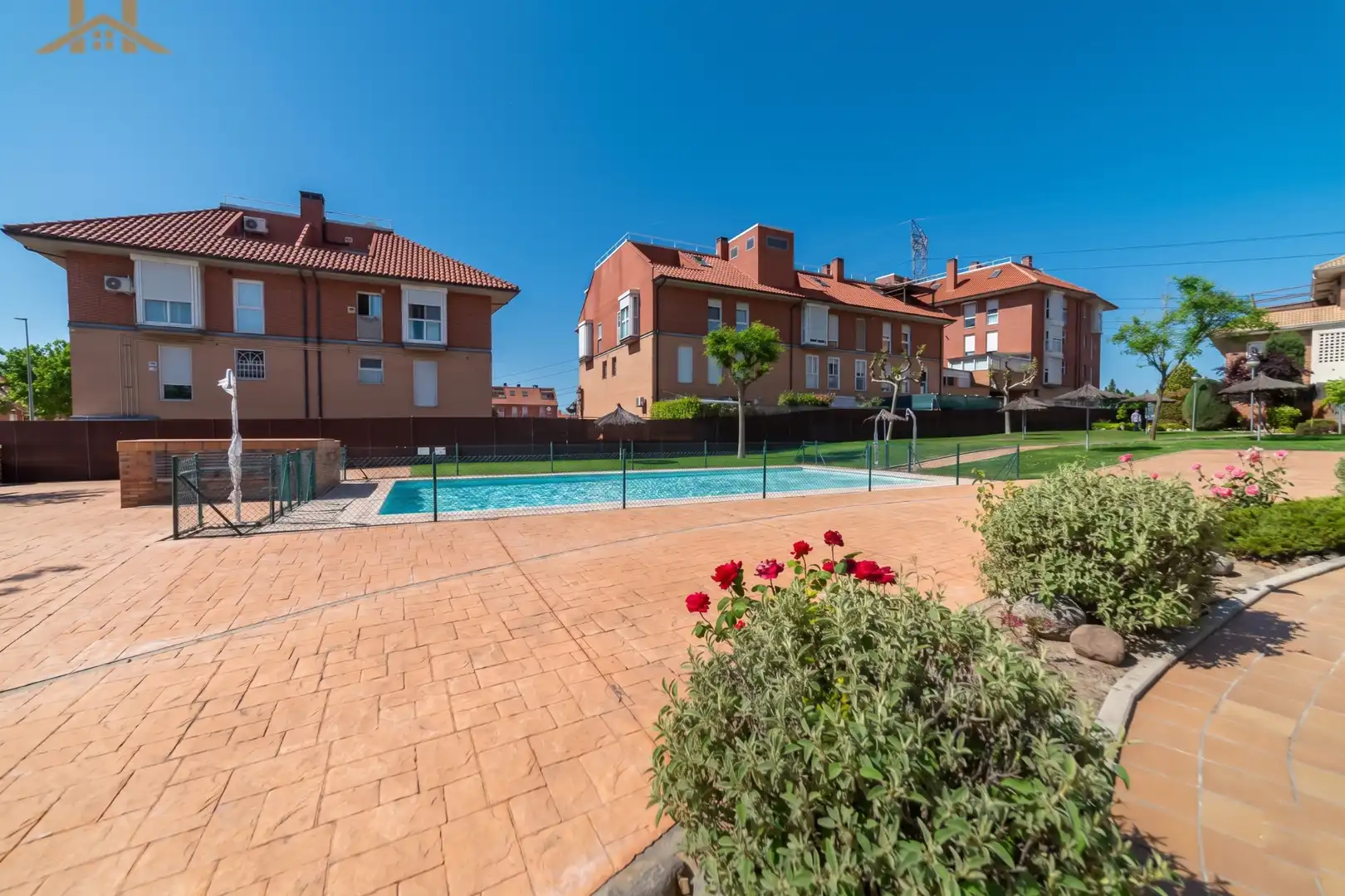 Schwimmbecken von Wohnung zum Verkauf in Arroyomolinos (Madrid) mit Klimaanlage, Heizung und Abstellraum