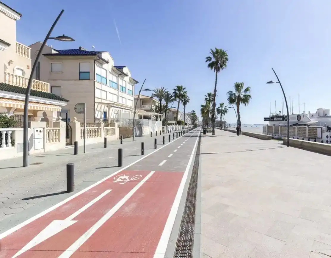 Vista exterior de Apartament en venda en Santa Pola amb Aire condicionat