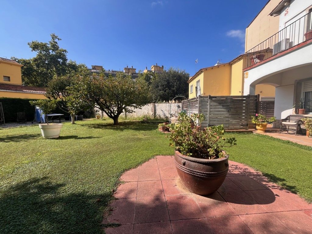 Jardí de Casa o xalet en venda en Girona Capital
