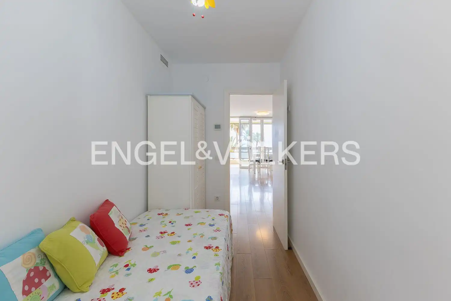 Piso con terraza en alquiler en Avinguda Neptuno, imagen 20
