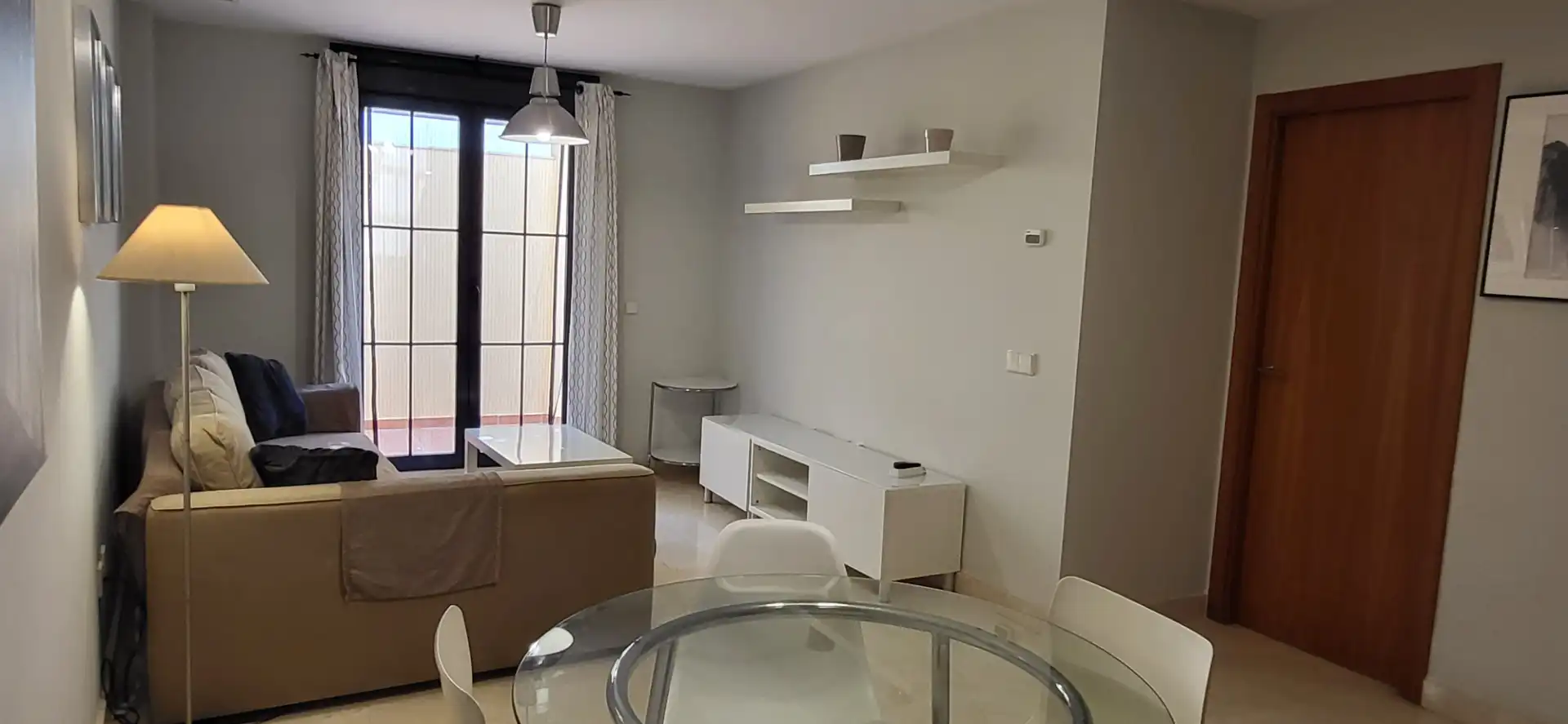 Flat for rent in Calle Victoria, 76, La Victoria