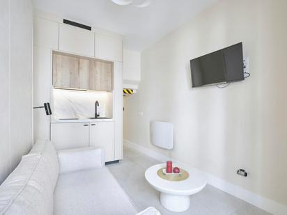 Bedroom of Flat to rent in  Madrid Capital  with Air Conditioner, Heating and Furnished